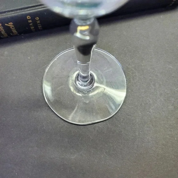 4 Morgantown Glass Co's Virginia Cordial Etched in Clear Wine/Water Glasses - Picture 12 of 16